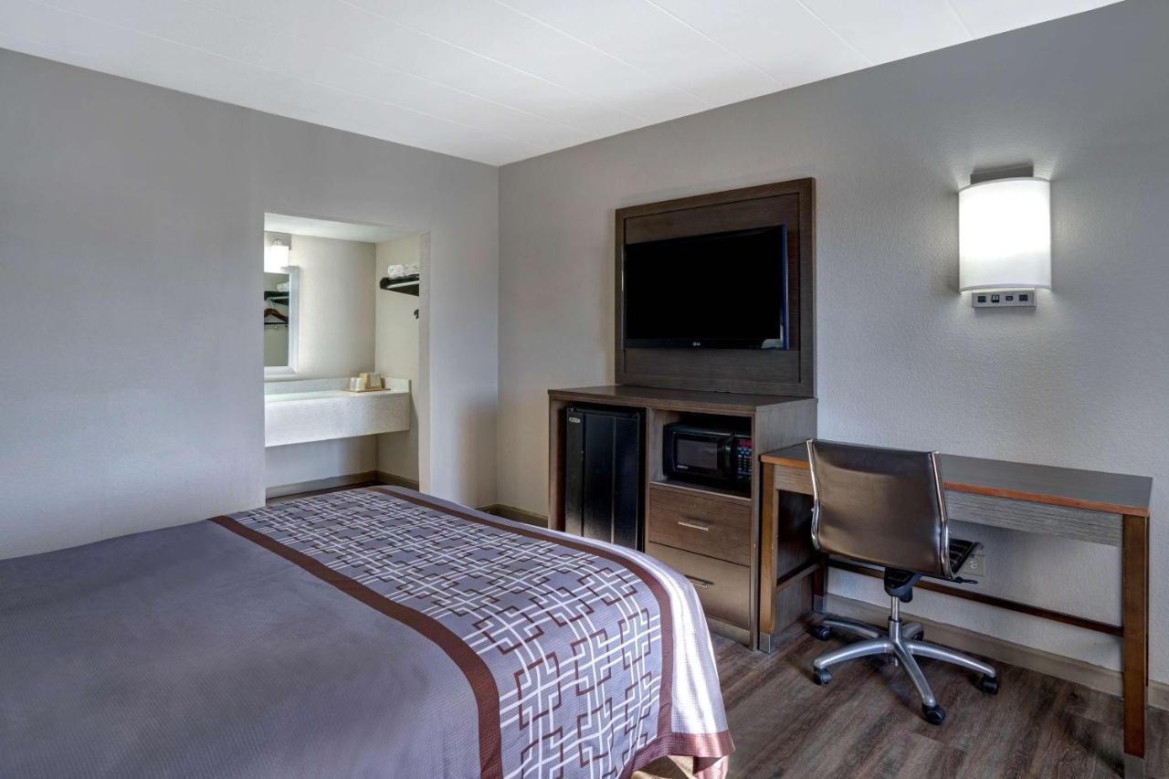 Motel 6 Берлінгтон Екстер'єр фото