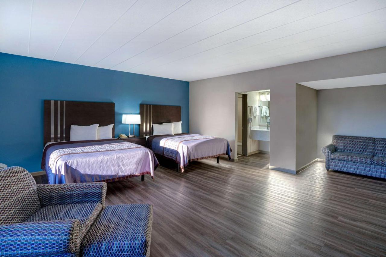 Motel 6 Берлінгтон Екстер'єр фото
