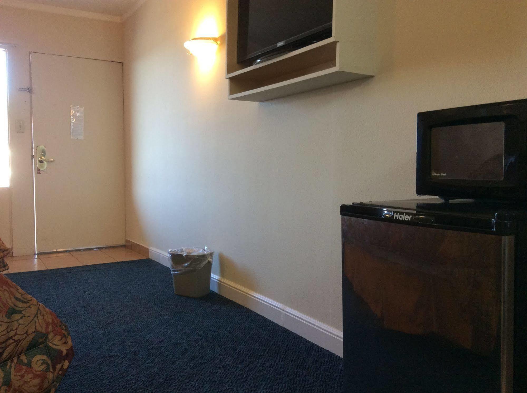 Motel 6 Берлінгтон Екстер'єр фото
